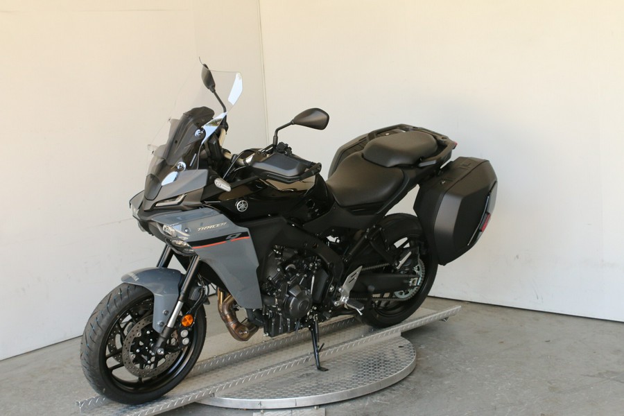 2025 YAMAHA TRACER 9