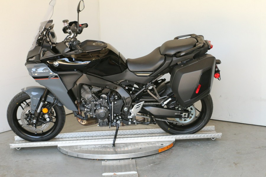 2025 YAMAHA TRACER 9