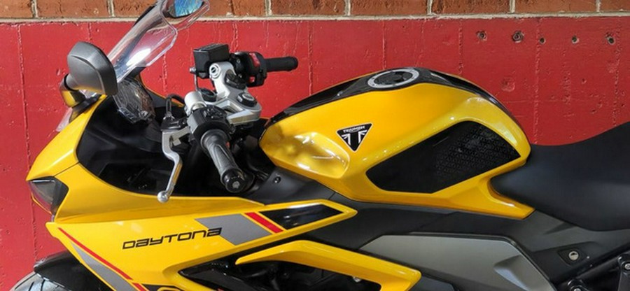 2026 Triumph Daytona 660 Sapphire Black