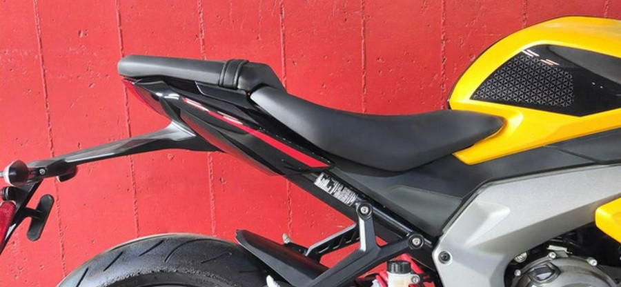 2026 Triumph Daytona 660 Sapphire Black