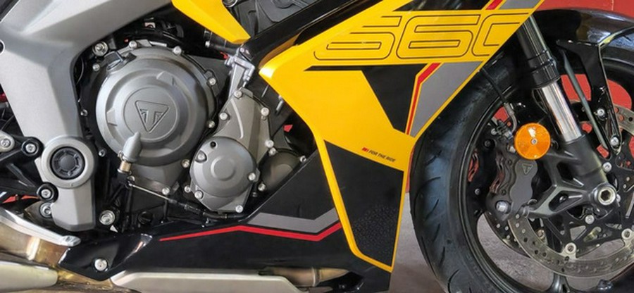 2026 Triumph Daytona 660 Sapphire Black