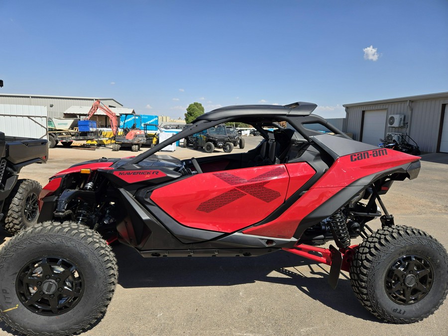 2026 CAN-AM MAVERICK R X 999T DCT