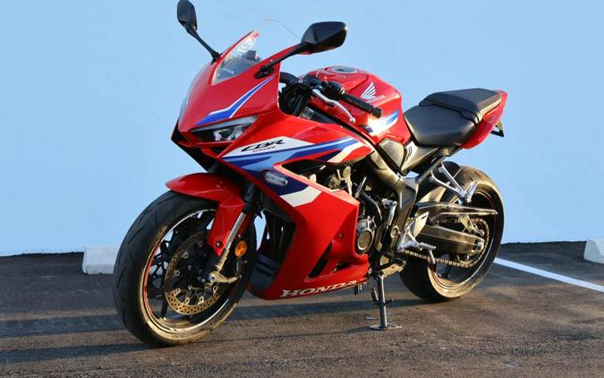 2025 HONDA CBR 650 R E-CLUTCH