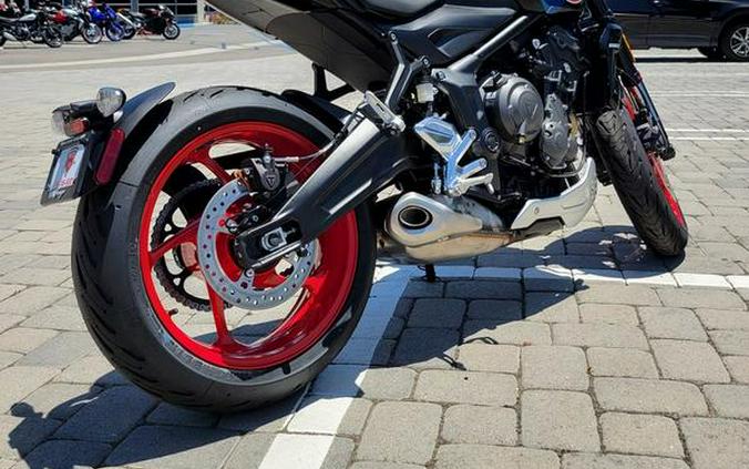 2026 Triumph Trident 660 Triple Tribute Edition Sapphire Black and Cobalt Blue