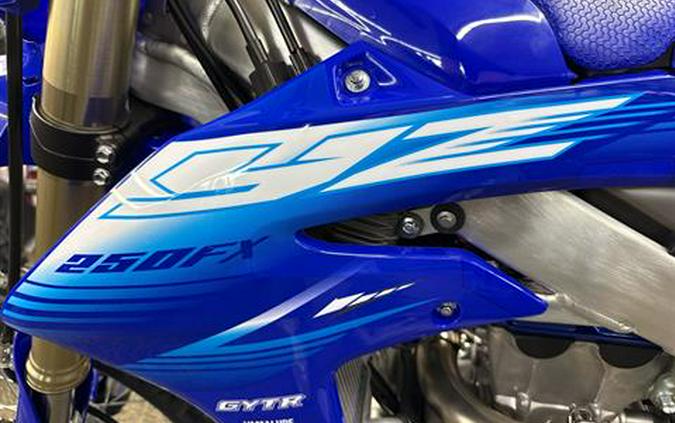 2027 Yamaha YZ250FX