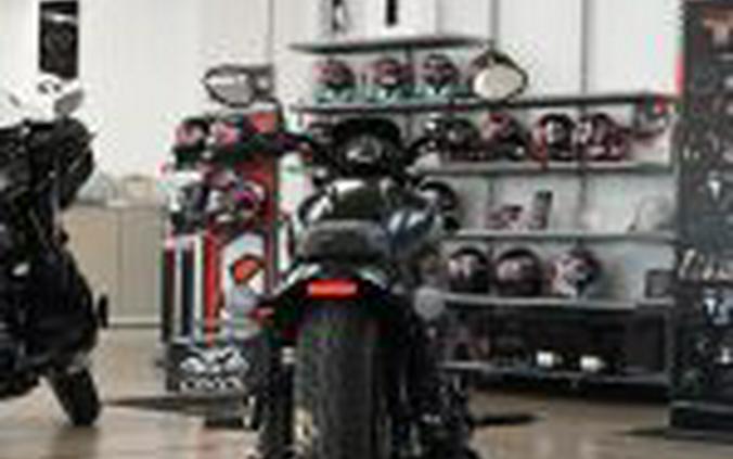 2021 Indian Scout Bobber Sixty