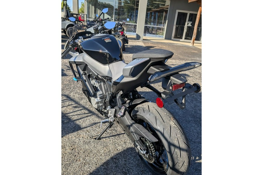 2026 CFMOTO 675SS - CF650-10US