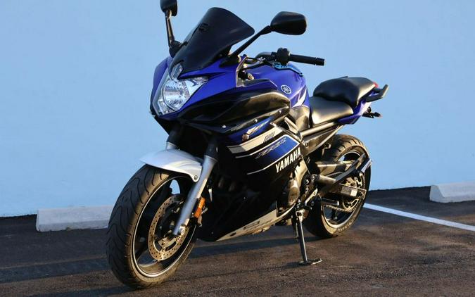 2013 Yamaha FZ6R Blue/White