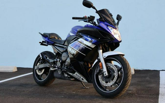 2013 Yamaha FZ6R Blue/White
