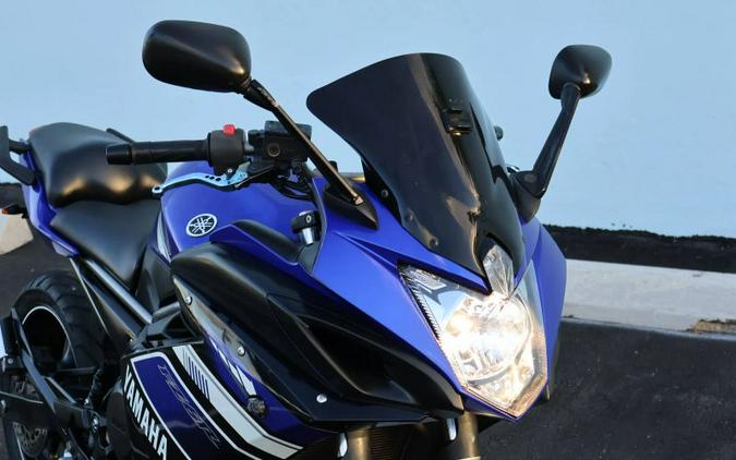 2013 Yamaha FZ6R Blue/White
