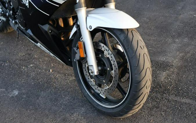 2013 Yamaha FZ6R Blue/White