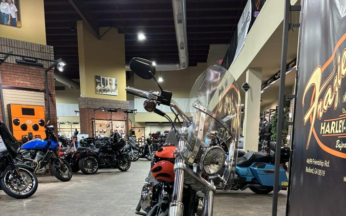 2011 Harley-Davidson® Wide Glide® VIV BLACK FLAME