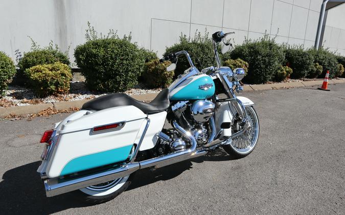 2016 Harley-Davidson Road King®
