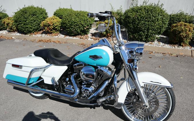2016 Harley-Davidson Road King®