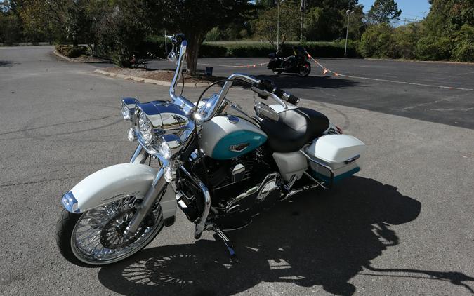 2016 Harley-Davidson Road King®