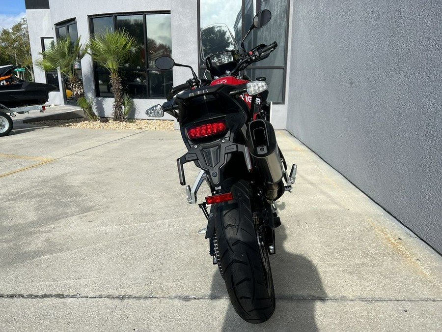 2024 Triumph Tiger 900 GT Aragon Edition Diablo Red/Phantom Black