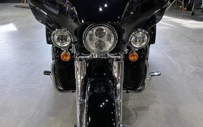 2018 Harley-Davidson® FLHTCUTG - Tri Glide® Ultra