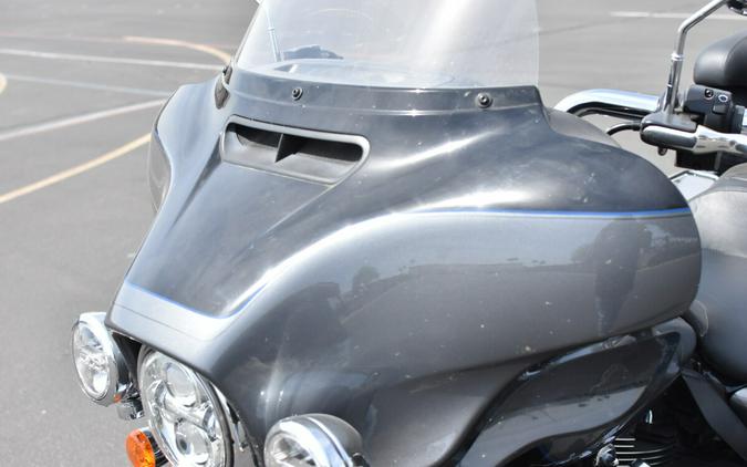 2022 Harley-Davidson Tri Glide Ultra Gauntlet Gray Metallic/Vivid Black