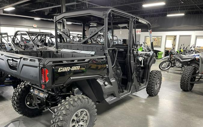 2023 Can-Am® Defender MAX Lone Star HD10