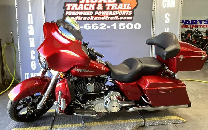 2012 Harley-Davidson® FLHX - Street Glide®