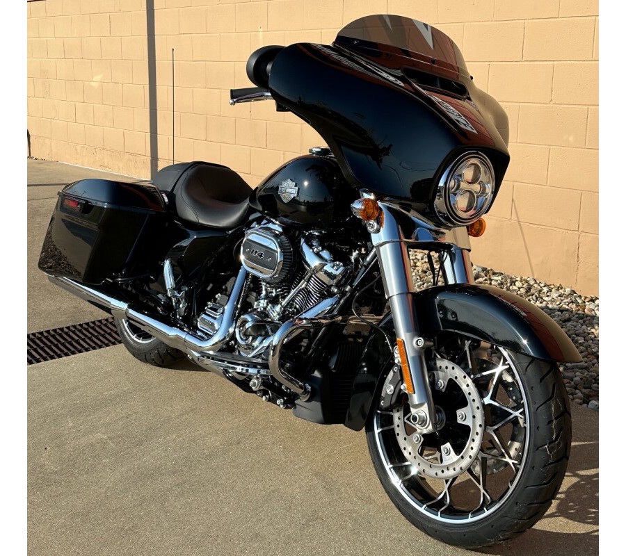 2023 Harley-Davidson Street Glide Special Vivid Black