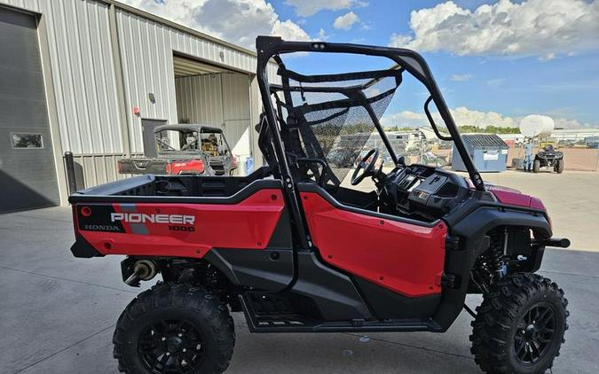 2024 Honda® Pioneer 1000 Deluxe