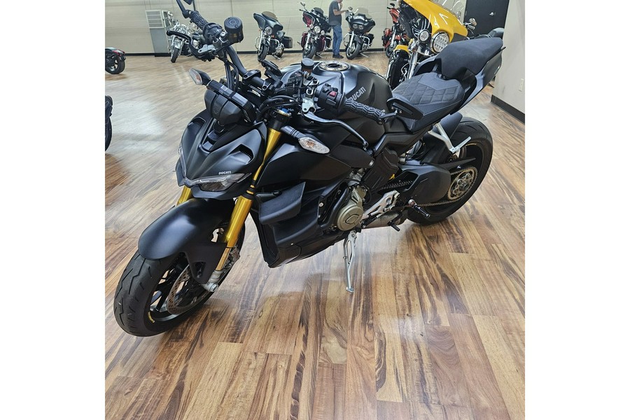 2021 Ducati STREET FIGHTER