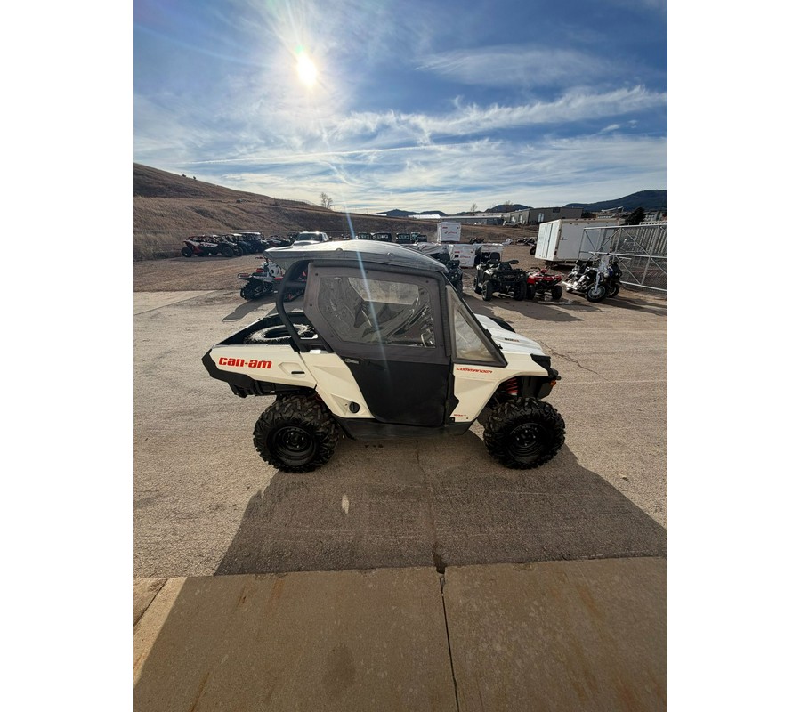 2020 Can-Am Commander 800R
