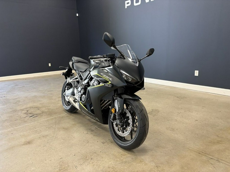 2026 Honda CBR650R E-Clutch