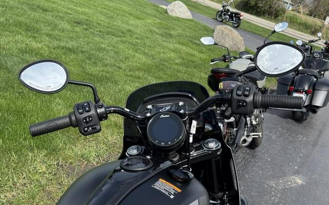2026 Indian Motorcycle® Sport Chief RT Black Smoke