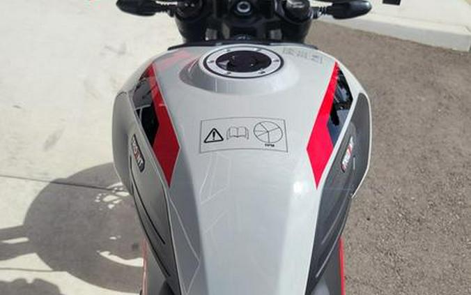 2026 Triumph Trident 800 Ash grey
