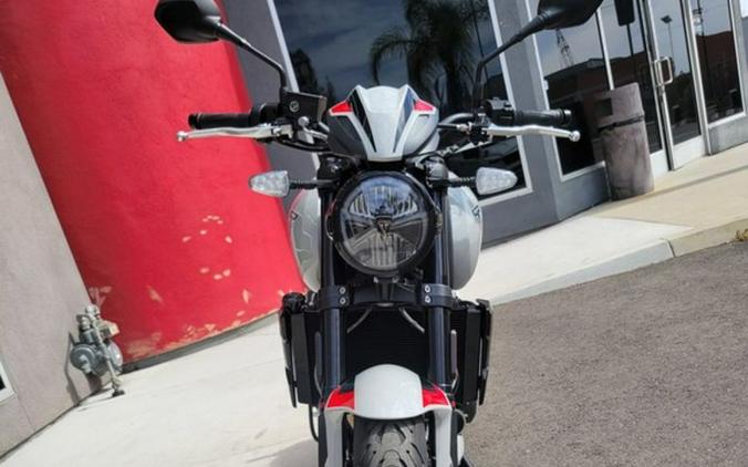 2026 Triumph Trident 800 Ash grey