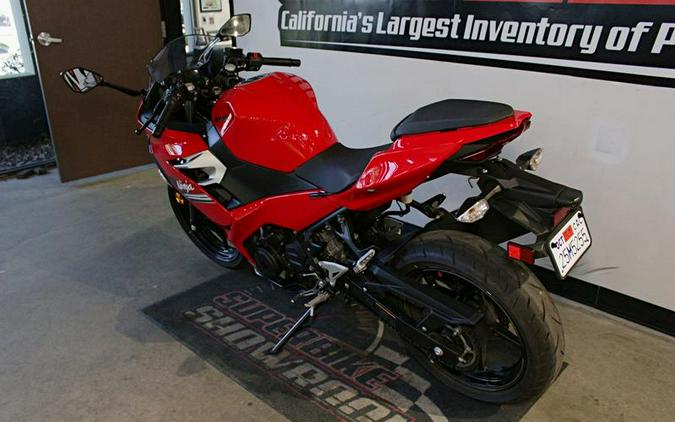 2021 Kawasaki Ninja® 400 Passion Red