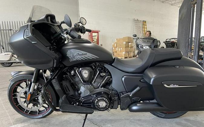 2024 Indian Motorcycle® Challenger® Dark Horse® Black Smoke