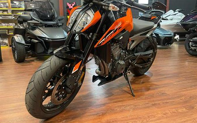 2024 KTM 790 Duke
