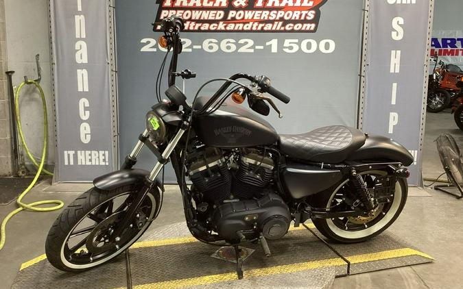 2016 Harley-Davidson® XL883N - Sportster® Iron 883™