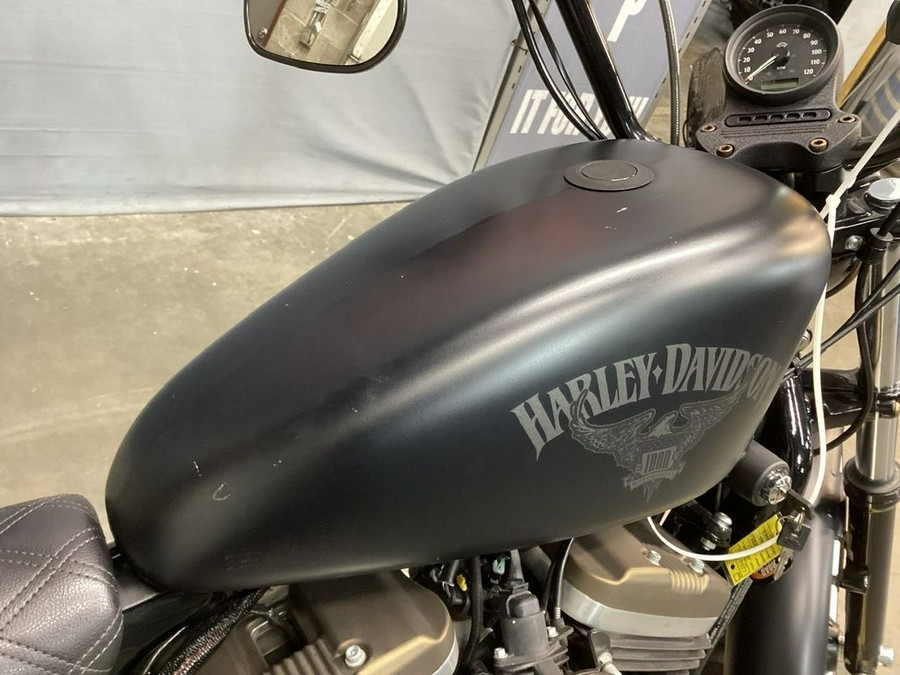 2016 Harley-Davidson® XL883N - Sportster® Iron 883™