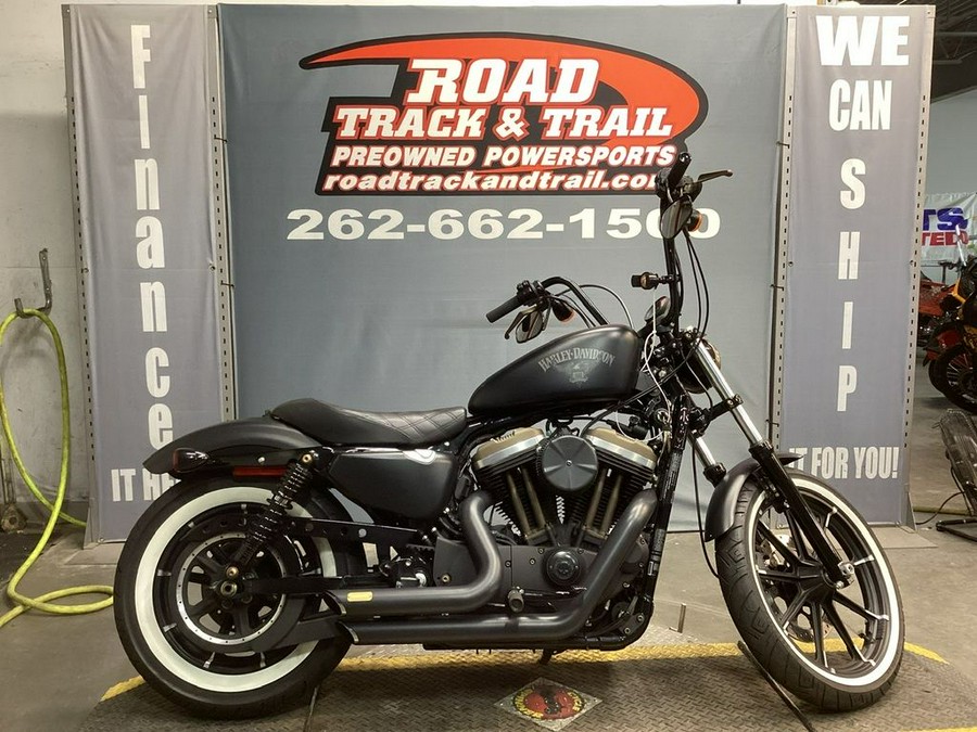 2016 Harley-Davidson® XL883N - Sportster® Iron 883™