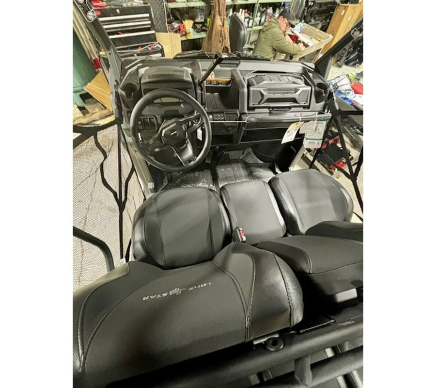 2025 Can-Am® Defender MAX Lone Star HD10