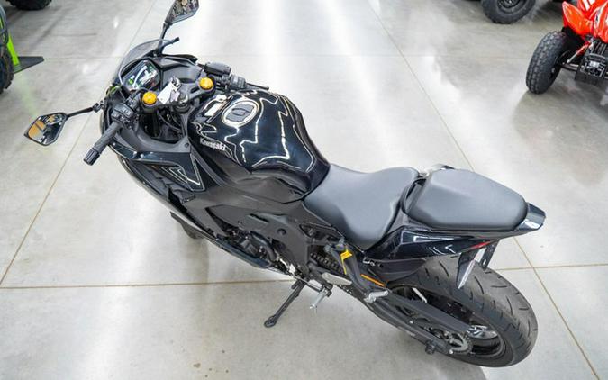 2025 Kawasaki NINJA ZX-4R ABS