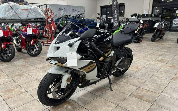 2026 Kawasaki NINJA ZX-6R ABS