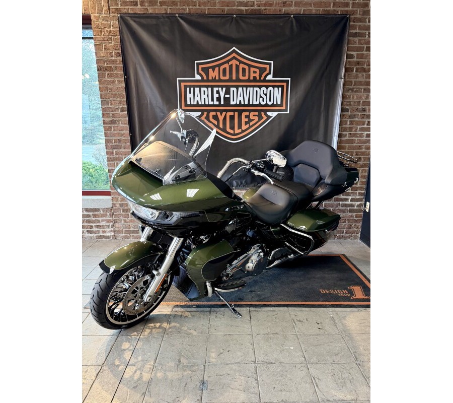 2026 Harley-Davidson Road Glide Limited Olive Steel Metallic / Vivid Black Chrome Trim