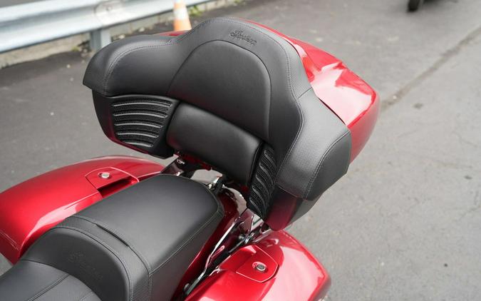 2019 Indian Motorcycle Chieftain Limited Ruby Metallic