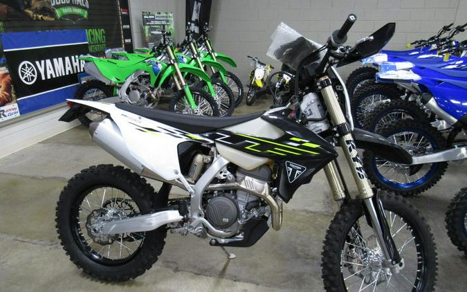 2026 Triumph TF 250-E Jet Black/Pure White