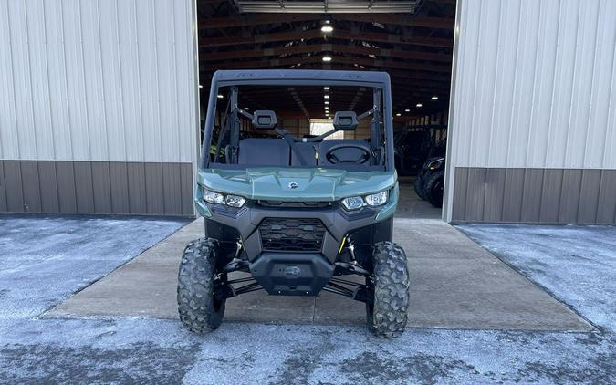 2026 Can-Am® Defender DPS HD7 Compass Green