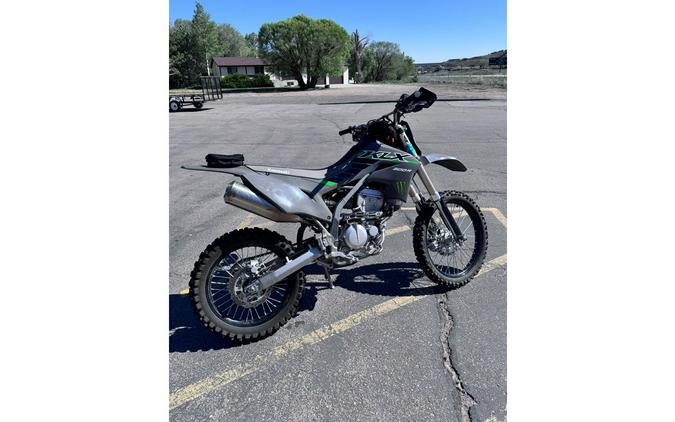 2025 KLX®300R - Kawasaki