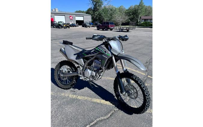 2025 KLX®300R - Kawasaki