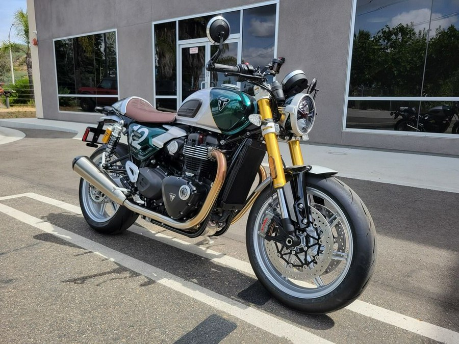 2027 TRIUMPH Speed Twin 1200 Cafe Racer Edition Aluminium silver / Competition green