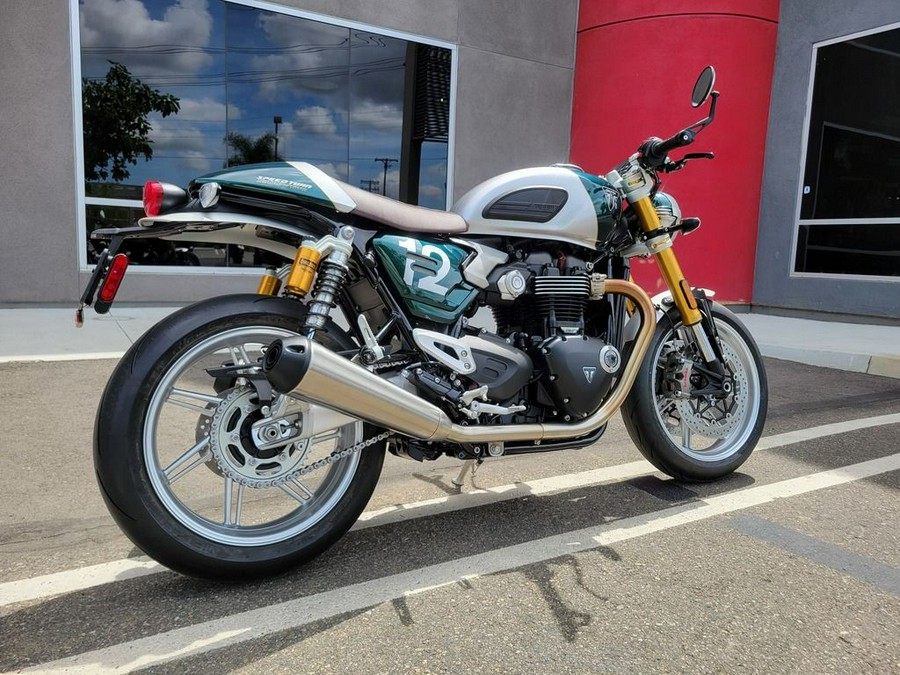 2027 TRIUMPH Speed Twin 1200 Cafe Racer Edition Aluminium silver / Competition green
