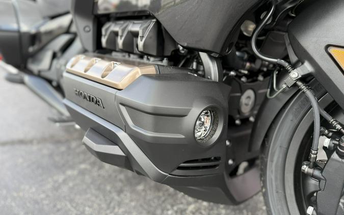 2026 Honda Gold Wing Tour GL1800T Metallic Black